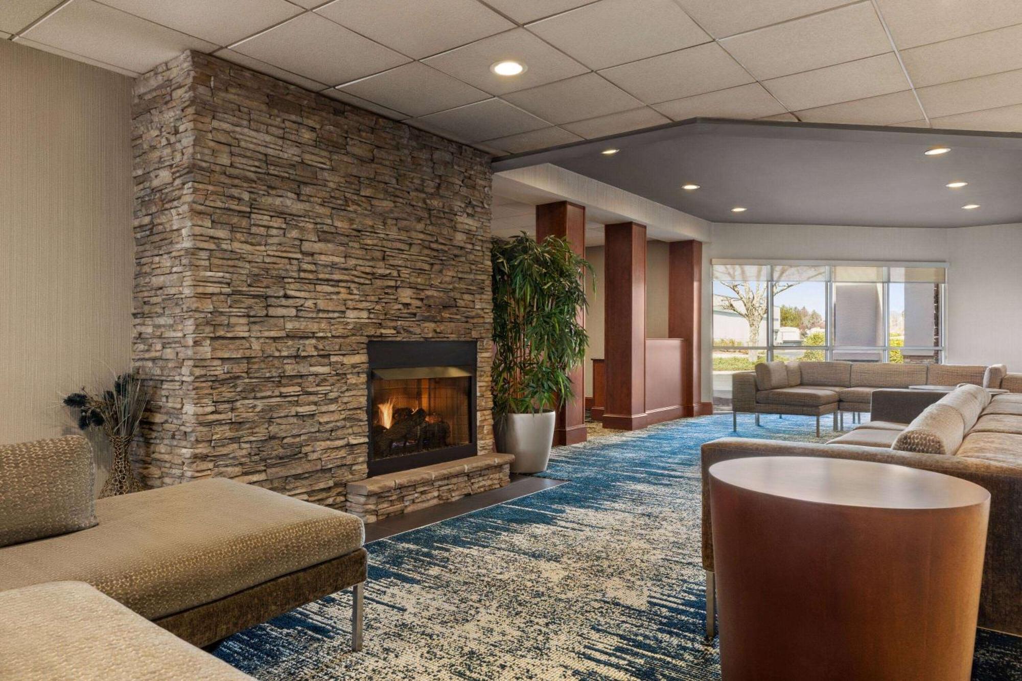 Wingate By Wyndham Fletcher At Asheville Airport Eksteriør bilde